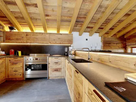 Chalet d'exception 10 pers, SPA, piscine, WiFi, Courchevel 1550 - Photo 2