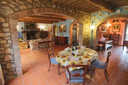 Villa La Palazzeta, Villa spéciale avec piscine privée, belle vue, près du borgo Ficulle - Photo 3