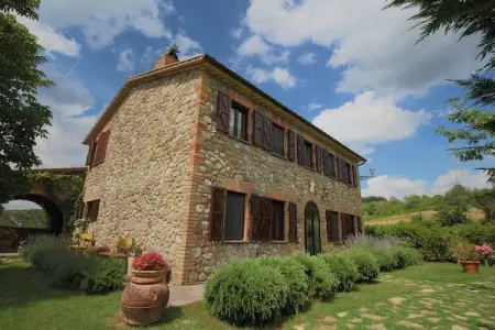 Villa La Palazzeta, Villa spéciale avec piscine privée, belle vue, près du borgo Ficulle - Photo 5