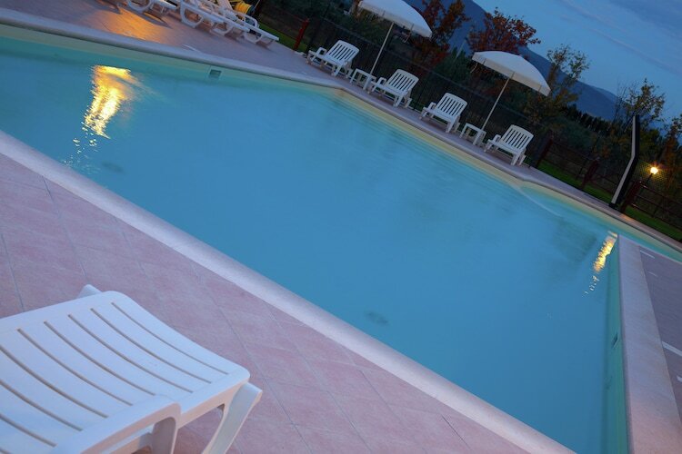 Villa Spello, 1 km Cannara Assisi, piscine et jardin - Photo 13
