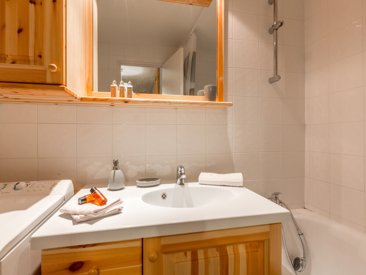 Appartement 3 pièces aux pieds des pistes - Val-d'Isère - Photo 9