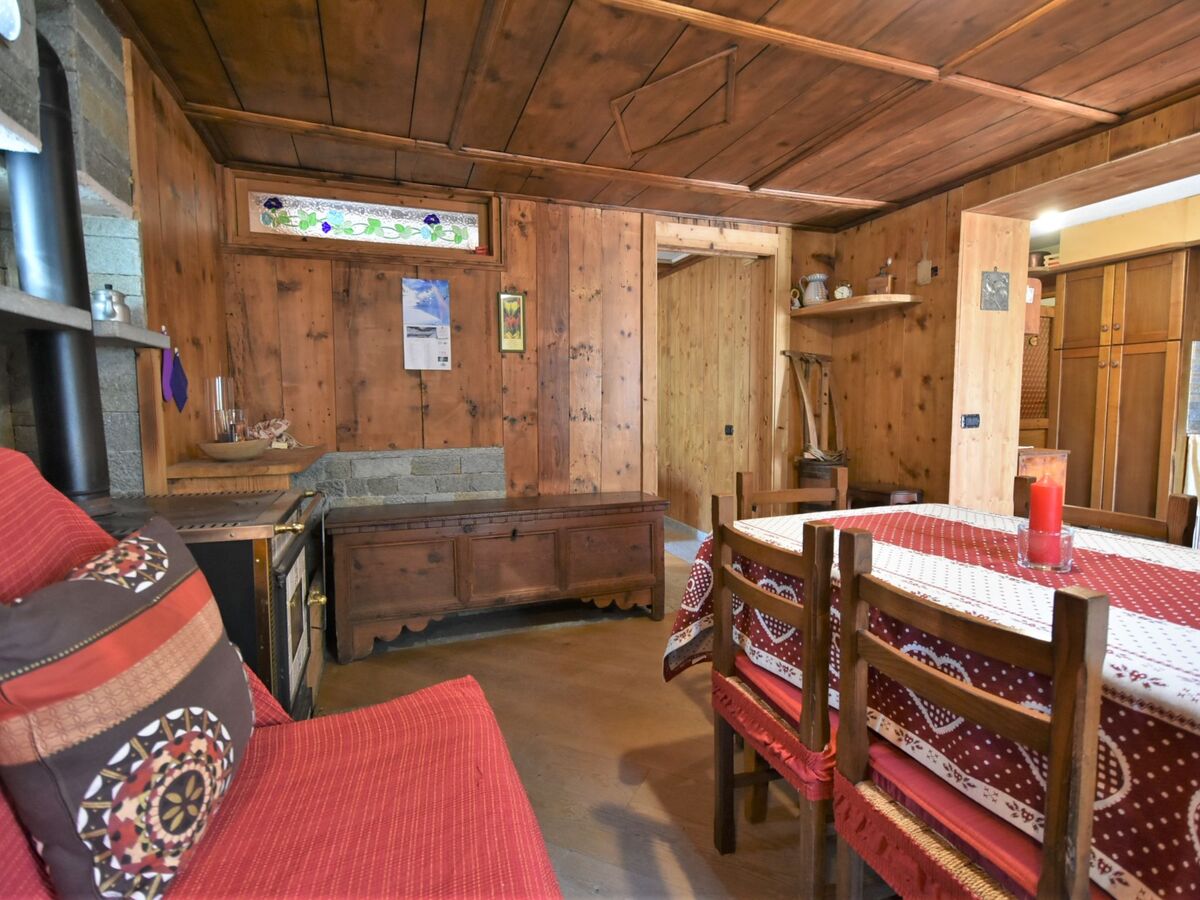 Appartement rustique Valle di Tartano, jardin et vue montagne - Photo 7