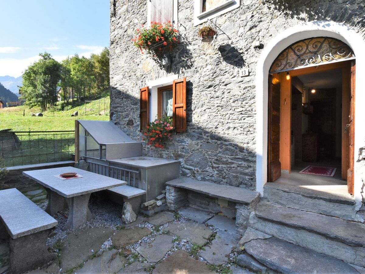 Appartement rustique Valle di Tartano, jardin et vue montagne - Photo 29