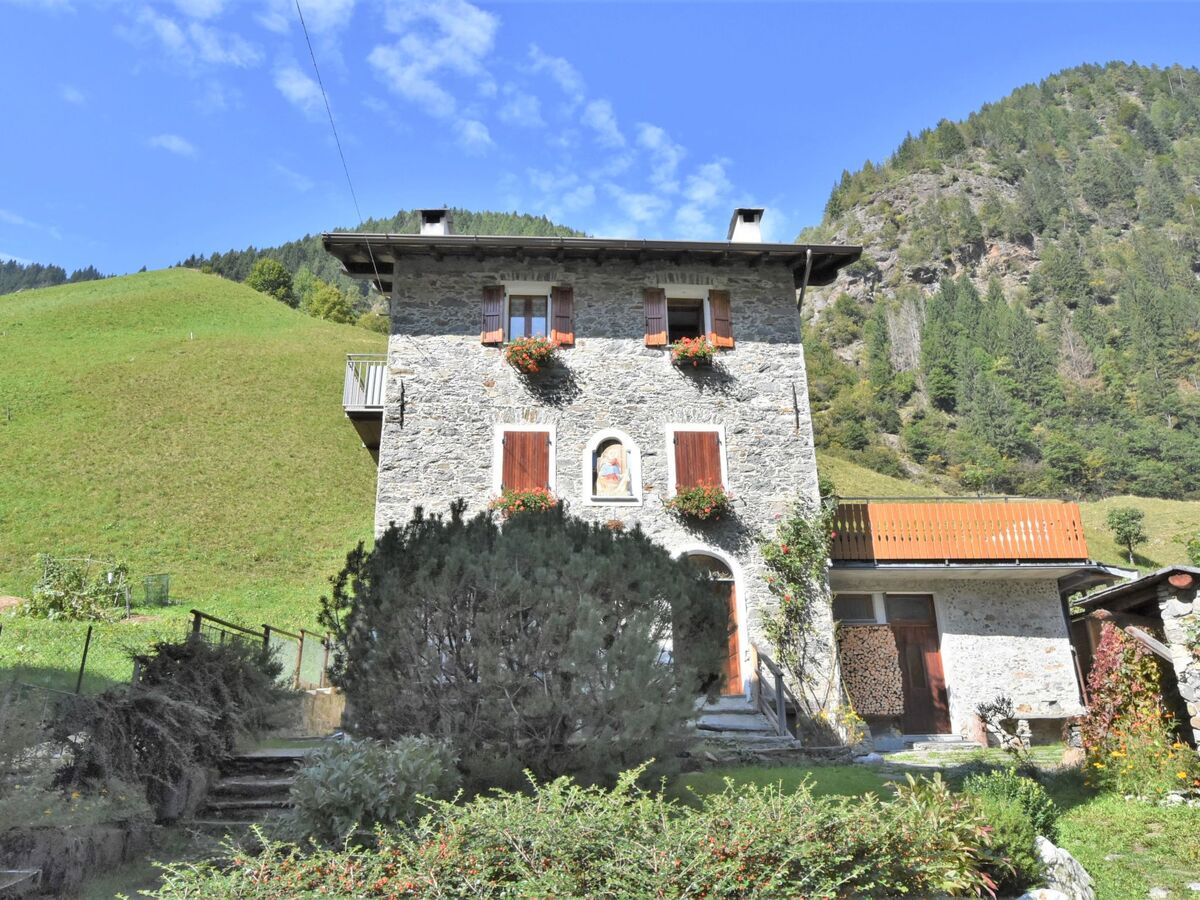 Appartement rustique Valle di Tartano, jardin et vue montagne - Photo 34