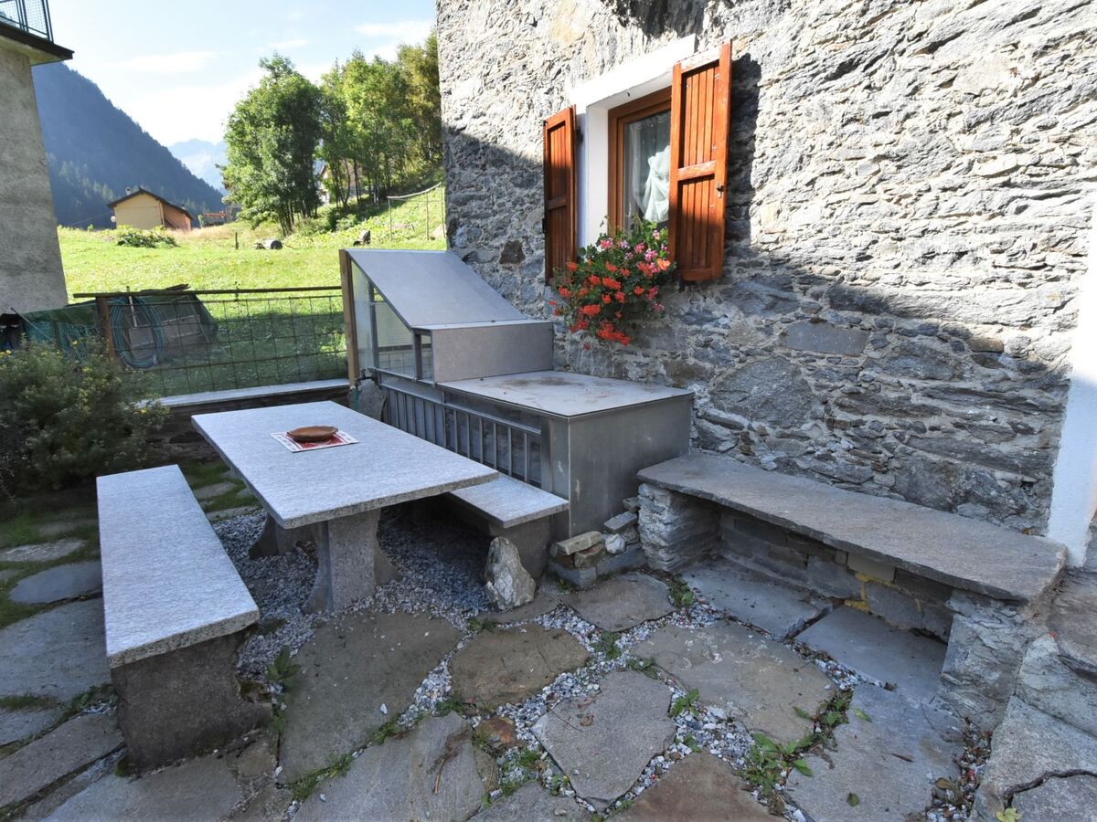 Appartement rustique Valle di Tartano, jardin et vue montagne - Photo 38