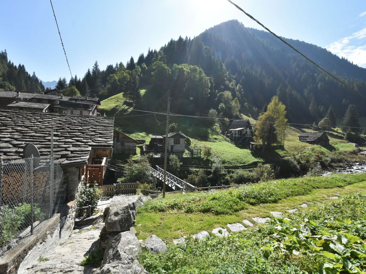 Appartement rustique Valle di Tartano, jardin et vue montagne - Photo 46