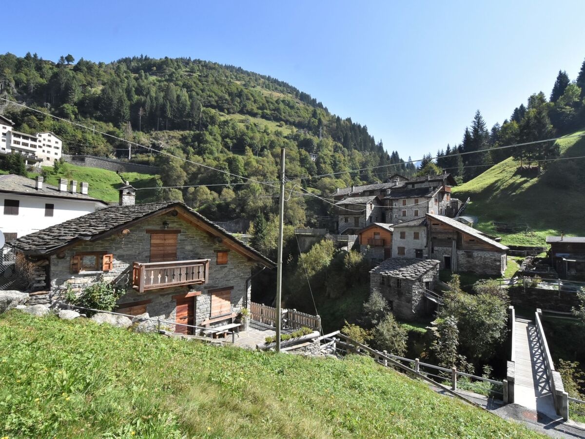 Appartement rustique Valle di Tartano, jardin et vue montagne - Photo 48