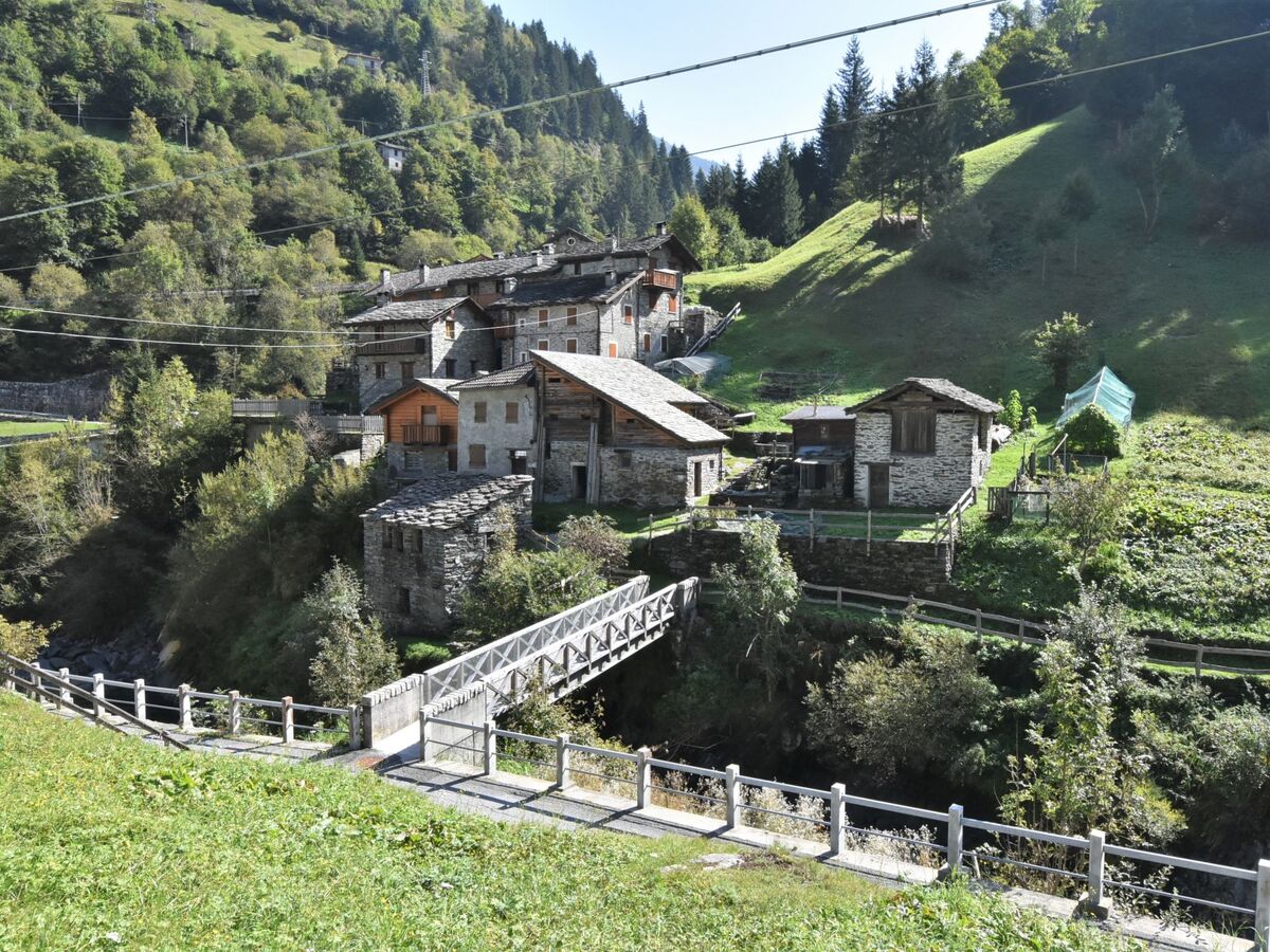 Appartement rustique Valle di Tartano, jardin et vue montagne - Photo 51