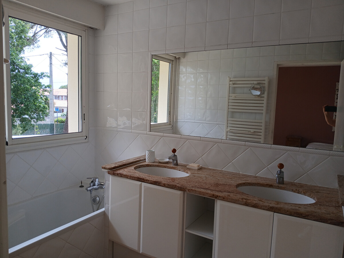 Maison 11 pers., 5 chambres, jardin près du port de Capbreton - Photo 17