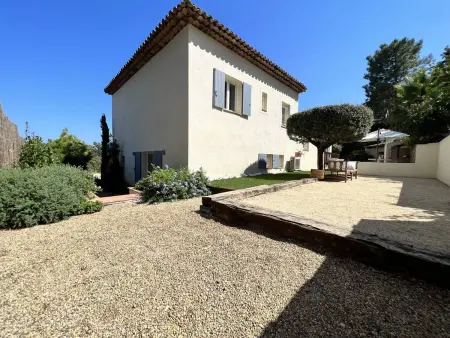 Villa de Luxe 4 Chambres avec Piscine Chauffée et Aménagements Haut de Gamme, La Croix-Valmer - Photo 2
