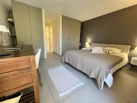 Villa de Luxe 4 Chambres avec Piscine Chauffée et Aménagements Haut de Gamme, La Croix-Valmer - Photo 11