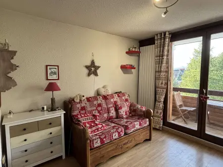 Location appartement à Huez, Alpe dHuez: 2 pièces, 4 pers, proche pistes, balcon, parking