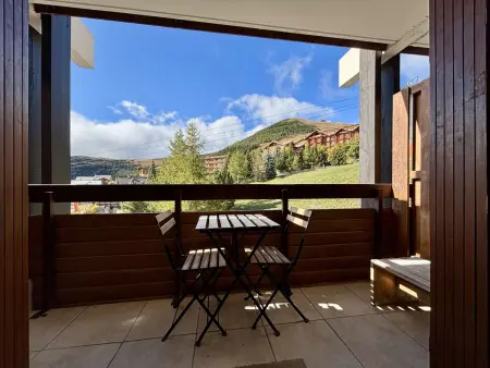 Appartement 2 pièces balcon Alpe d'Huez, 150 m des pistes : photo 2