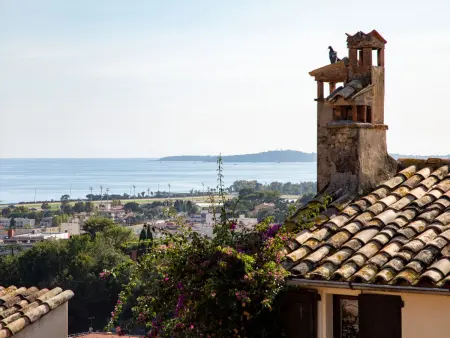 Apt 2 pièces vue mer à Cagnes-sur-Mer, terrasse sud : photo 22