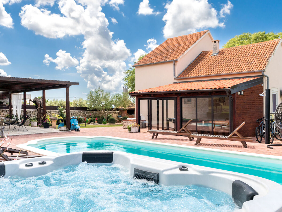 Villa Josip & Mia - 8 pers., piscine privée, Zadar - Photo 2