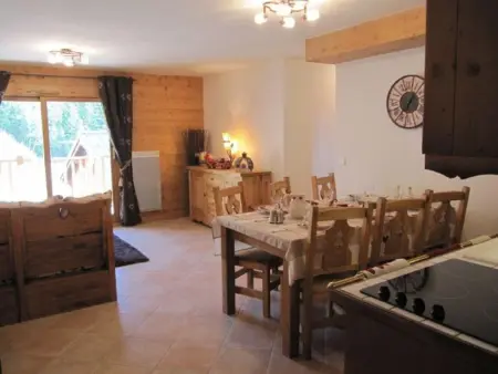 Location appartement à Crest Voland, Appartement cosy 6 pers, 3 chambres, piscine chauffée, parking, coin montagne à Crest-Voland