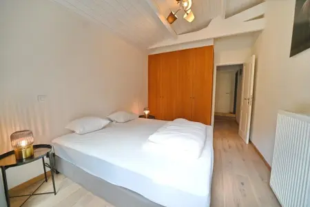 Château Beychevelle – Maison avec spa et sauna : photo 10