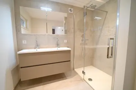 Château Beychevelle – Maison avec spa et sauna : photo 25