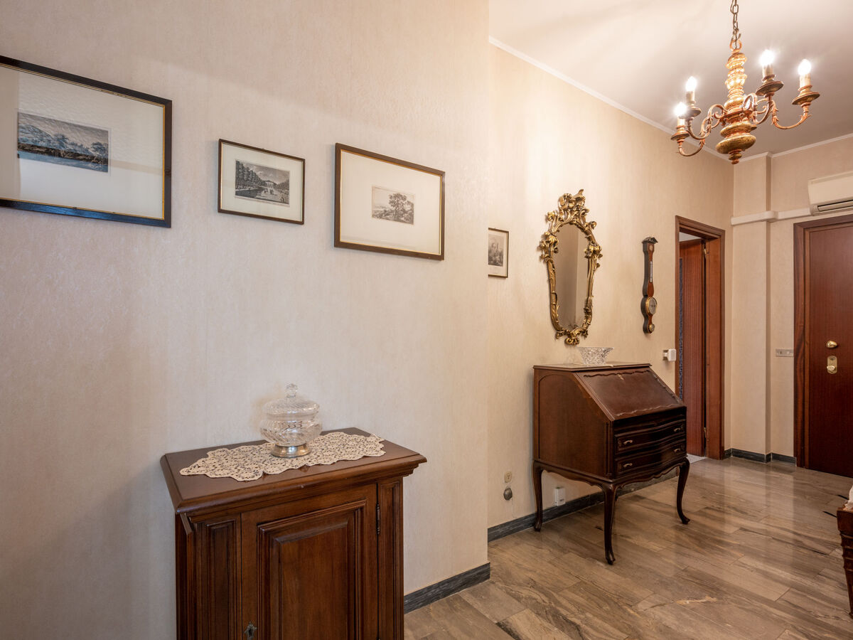 Appartement 135 m² à Milan, balcons est et ouest, vue jardin - Photo 14
