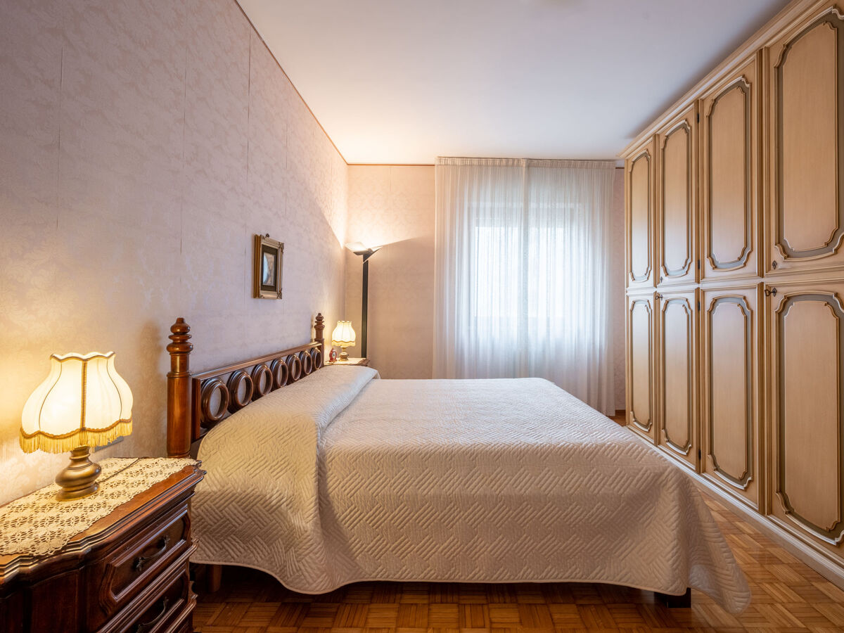 Appartement 135 m² à Milan, balcons est et ouest, vue jardin - Photo 15