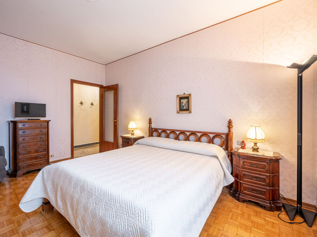 Appartement 135 m² à Milan, balcons est et ouest, vue jardin - Photo 16