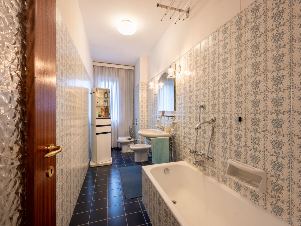Appartement 135 m² à Milan, balcons est et ouest, vue jardin - Photo 22