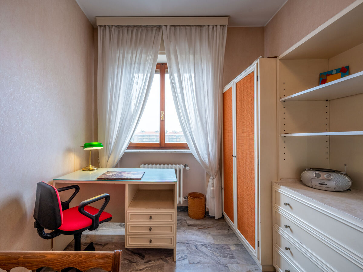 Appartement 135 m² à Milan, balcons est et ouest, vue jardin - Photo 24
