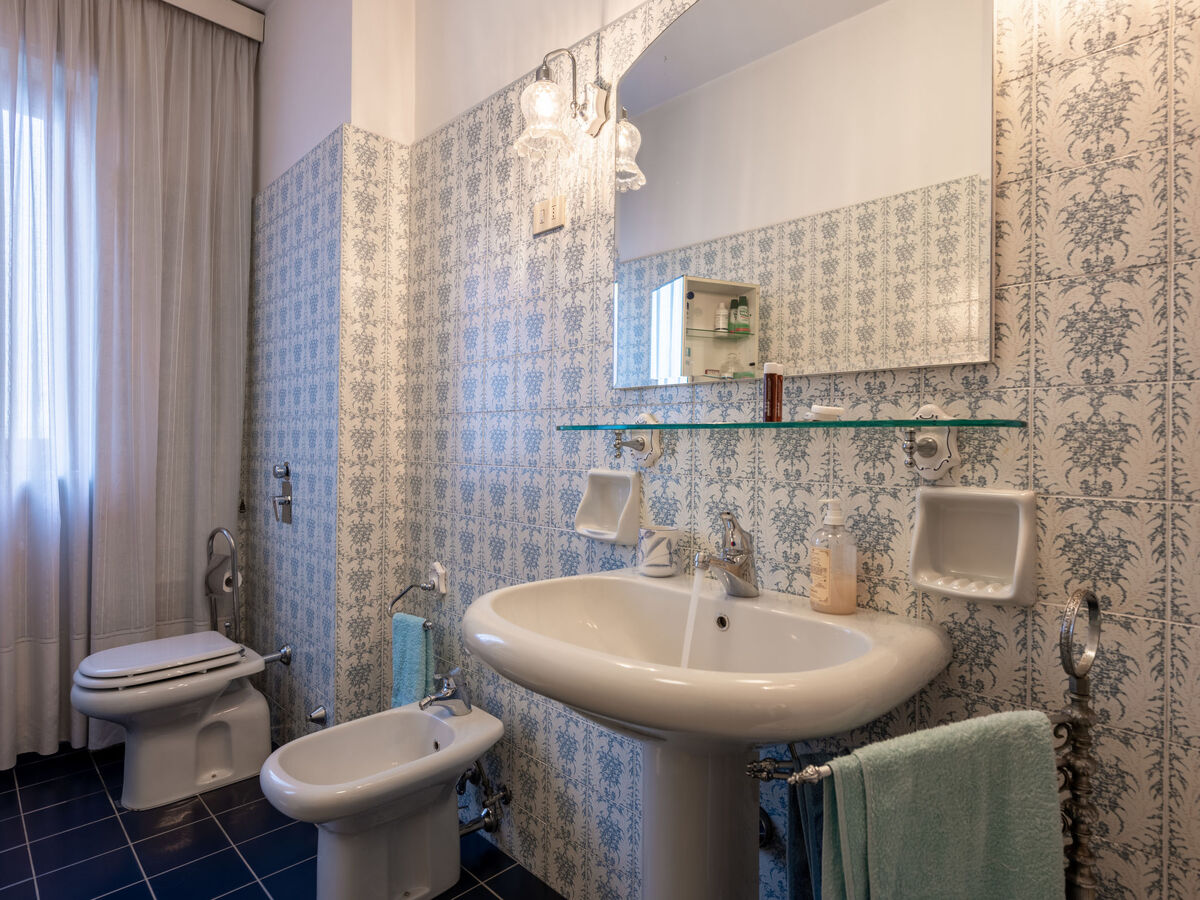 Appartement 135 m² à Milan, balcons est et ouest, vue jardin - Photo 28
