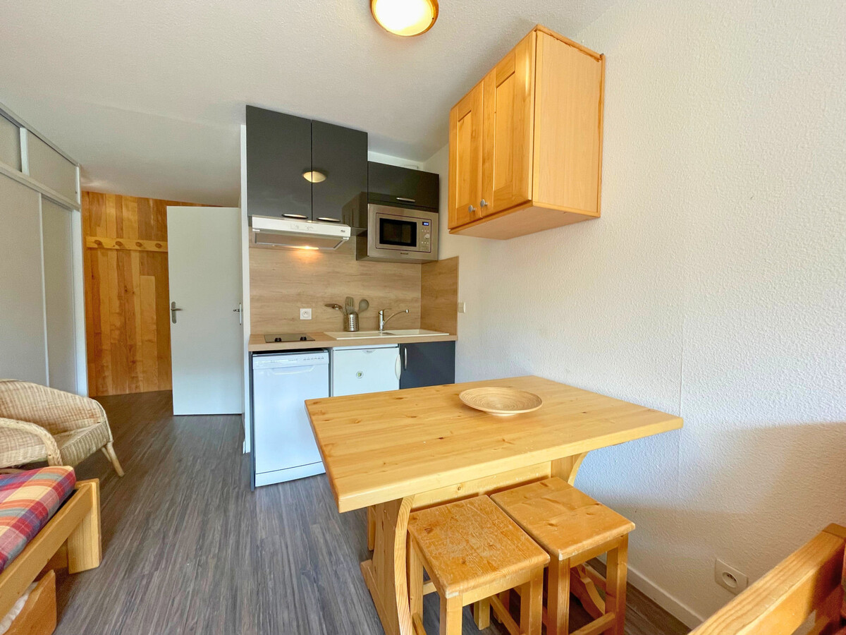 Studio 4 pers. Les Menuires, rénové 2018, balcon vue montagne - Photo 4