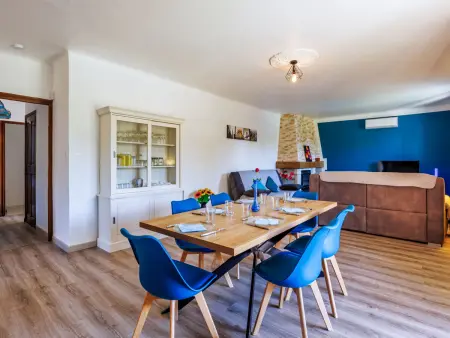 L'Aouzet – Maison 5 chambres avec piscine à Uzès - Photo 1