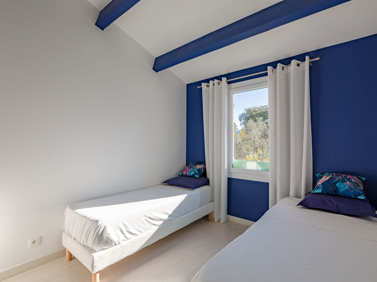 Le Laurier - Maison 3 chambres avec piscine - Photo 15