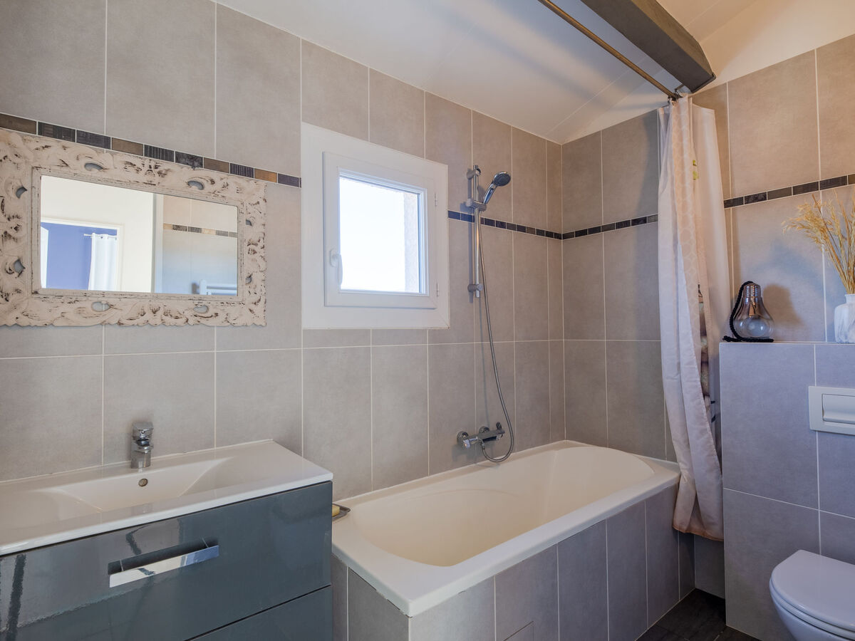 Le Laurier - Maison 3 chambres avec piscine - Photo 16