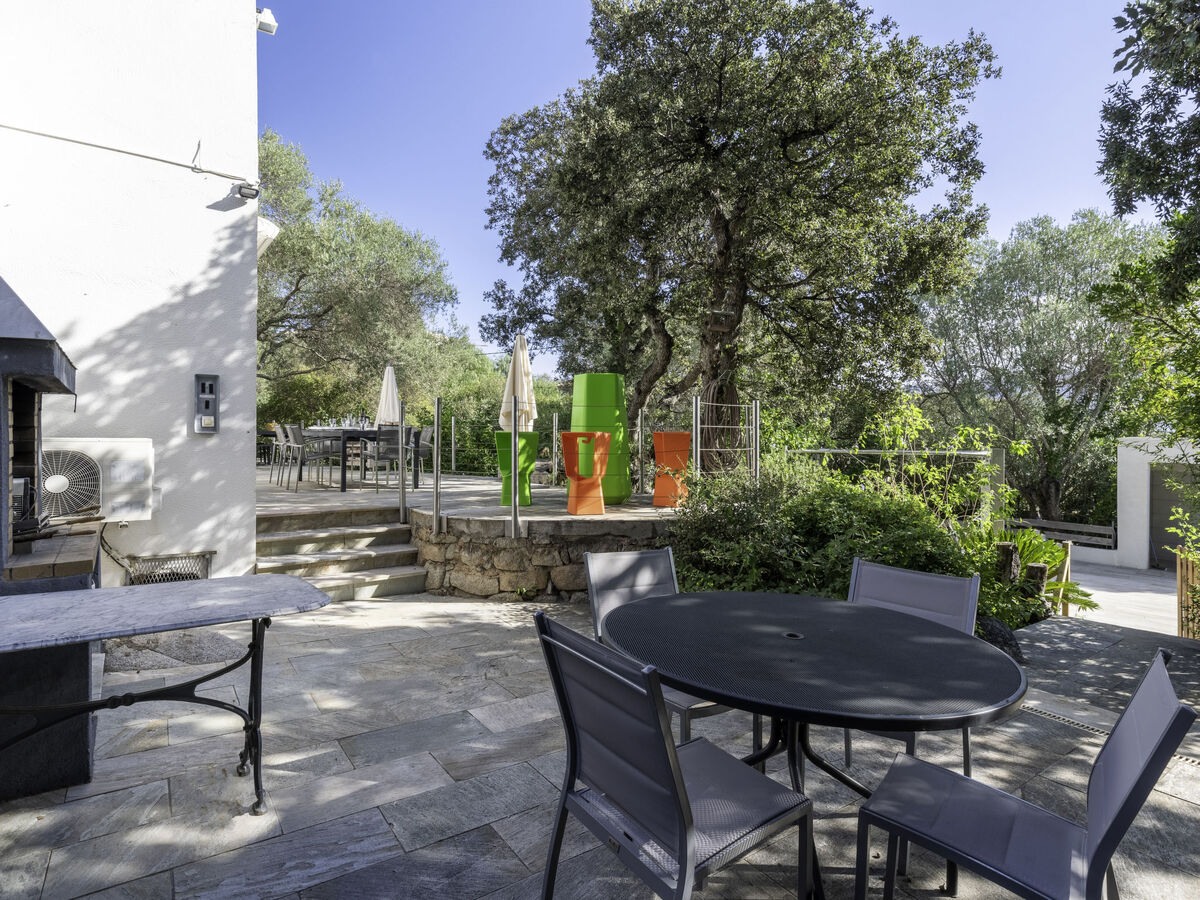 Villa Romana à Porto Vecchio : 5 chambres, piscine chauffée - Photo 29