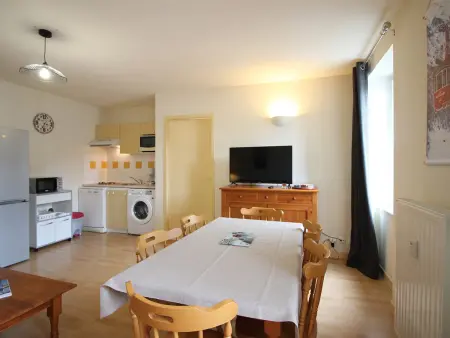 Appart T2 centre La Bourboule, 4 pers., vue et ascenseur : photo 3
