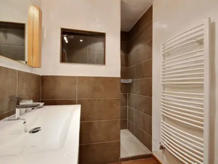 Chalet 12 pers. La Plagne : sauna, jacuzzi, ski room : photo 7