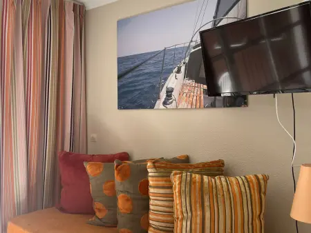 Location appartement à Saint Raphaël, Cap Esterel 2 pièces avec terrasse vue golf et parking