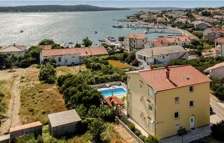 Location appartement à Rab