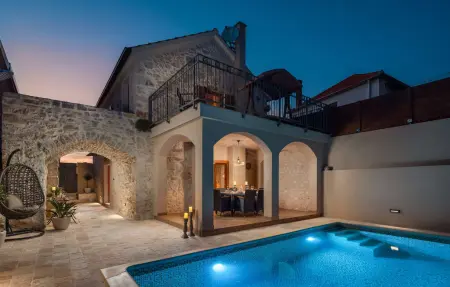 Location maison à Sveti Filip i Jakov, Villa Kameni dvori