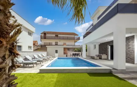 Villa Gemella, Location Maison 8 personnes à Sukosan - Photo 6