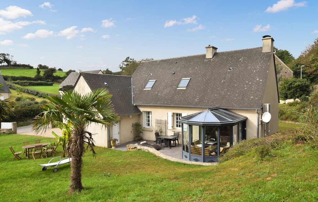 Maison 4 chambres avec jardin face aux caps du Cotentin - Photo 1