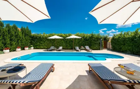 Location maison à Orebic