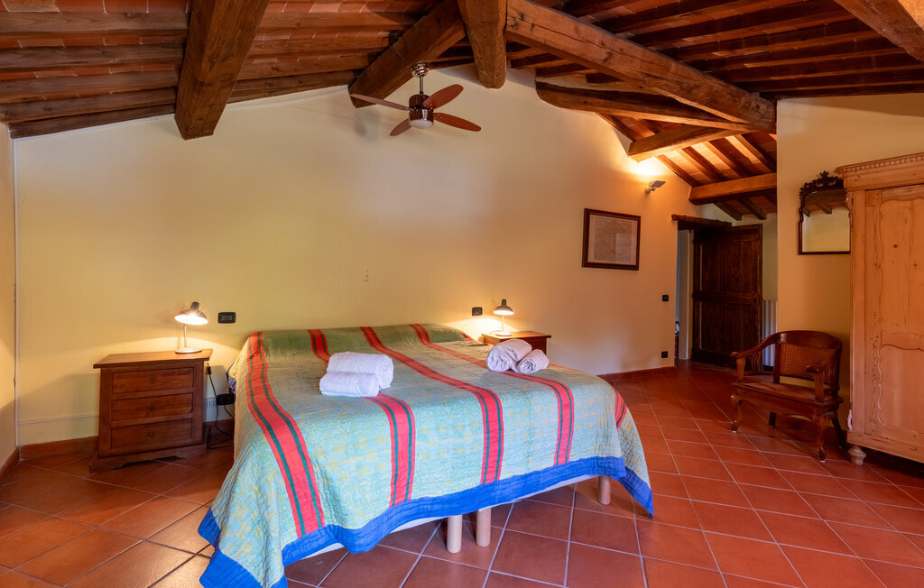 Maison de pierre 14 hectares avec piscine eau salée - Photo 35