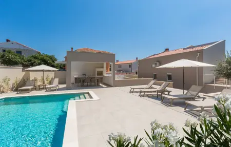 Location maison à Barbariga