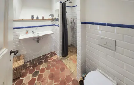 Location Maison 10 personnes à Ouveillan - Photo 38