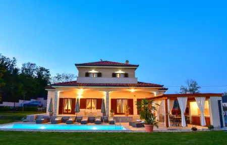 Villa Raviola, Maison 10 personnes à Sinj - Photo 12