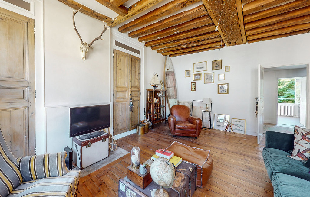Maison historique 5 chambres à Villeneuve-sur-Yonne - Photo 4