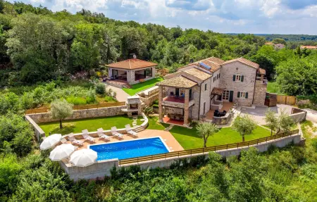 Location maison à Brcici, Villa Lea & Tea