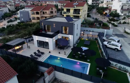 Location maison à Sibenik Brodarica