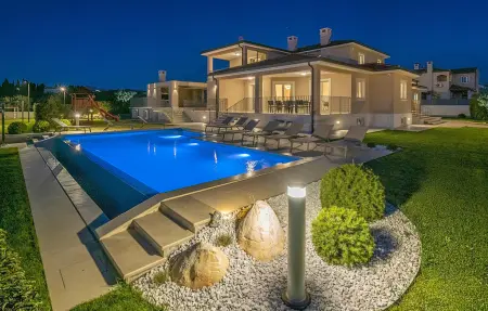 Location maison à Kastelir, Villa Silvia