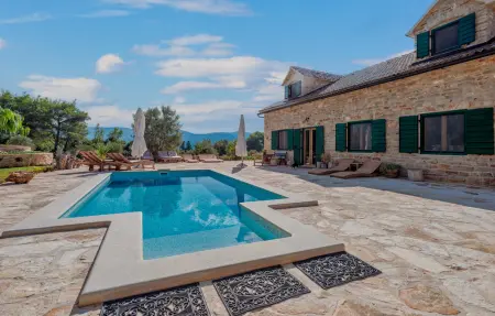Location maison à Stari Grad, Villa Harpocrates